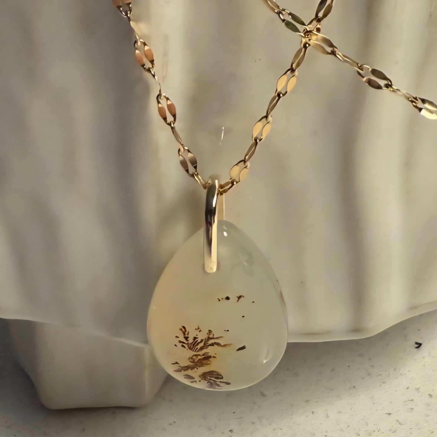 'Whispers of the Earth' Pendant